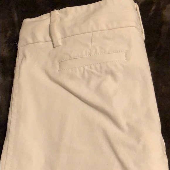 Lilly Pulitzer white pants - Picture 2 of 3